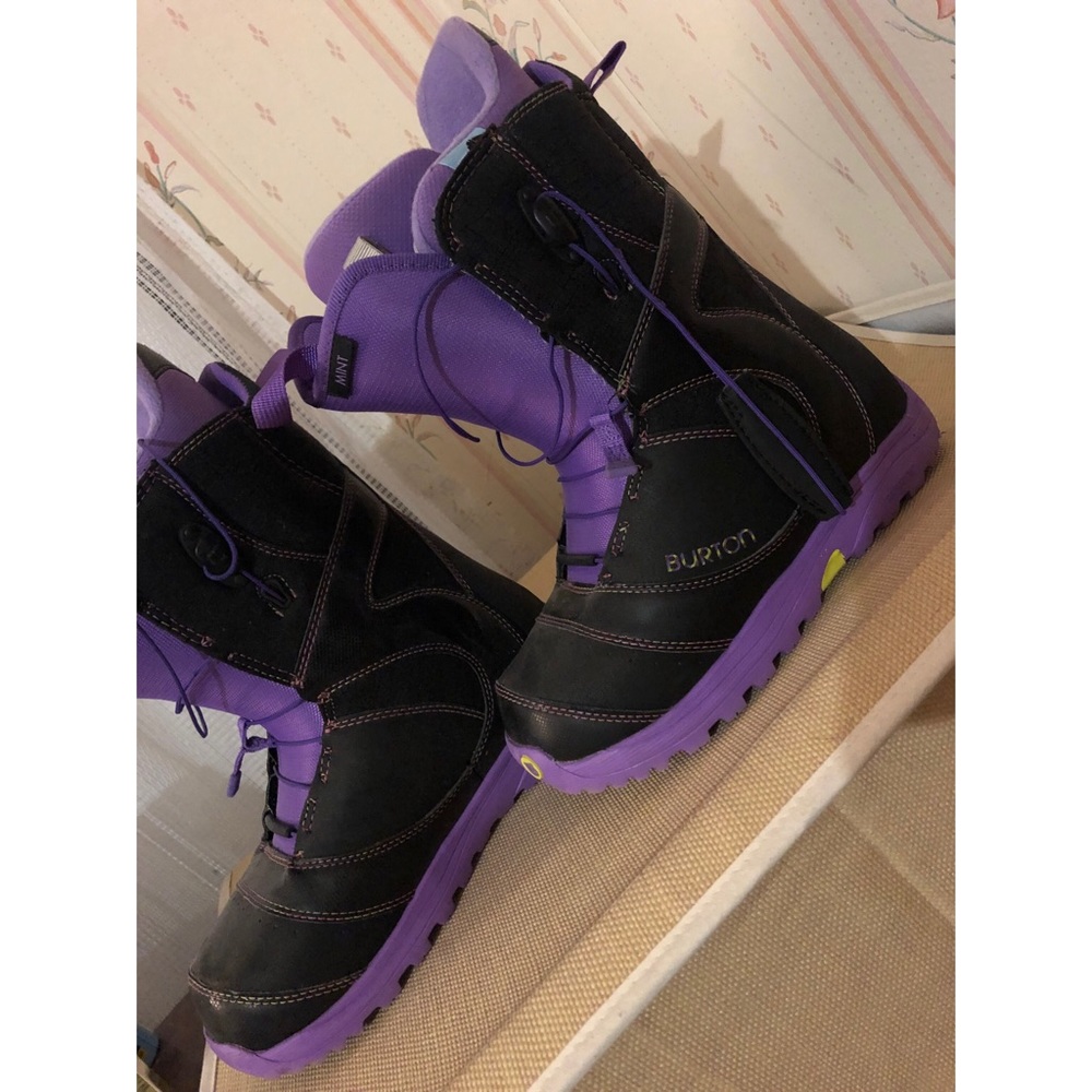 Burton Women’s Mint Snowboard Boots
